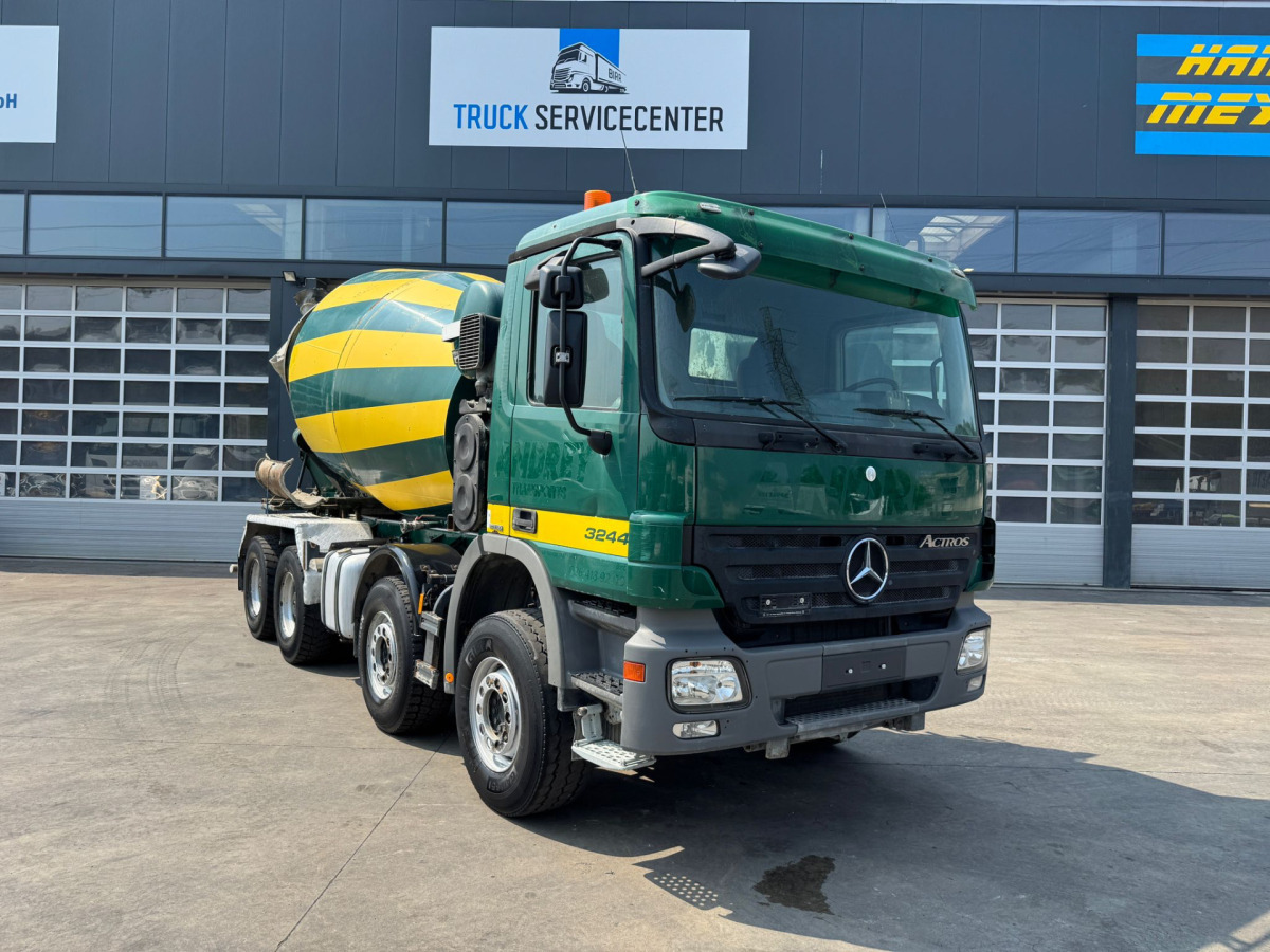MERCEDES Actros 3244 8x4 Liebherr 9m3 - Concrete mixer truck: picture 3 MERCEDES Actros 3244 8x4 Liebherr 9m3 - Concrete mixer truck: picture 3