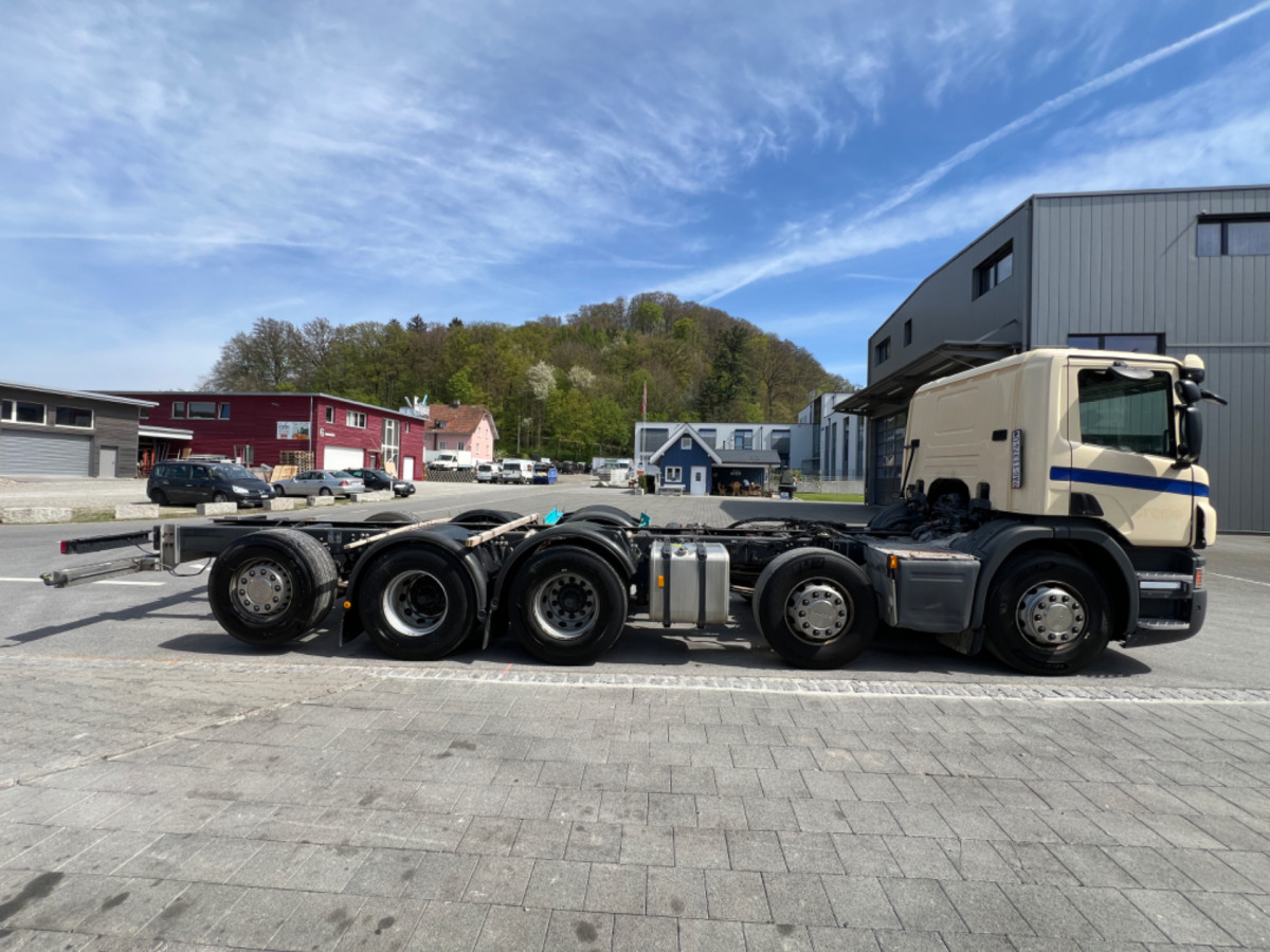 SCANIA P450 10x4 - Cab chassis truck: picture 4 SCANIA P450 10x4 - Cab chassis truck: picture 4