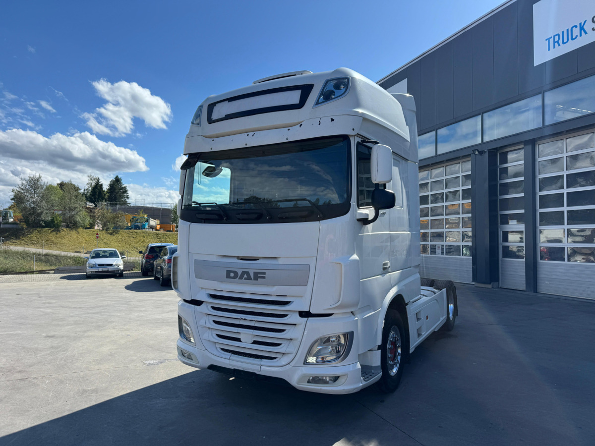 DAF XF460 4x2 - Tractor unit: picture 1 DAF XF460 4x2 - Tractor unit: picture 1