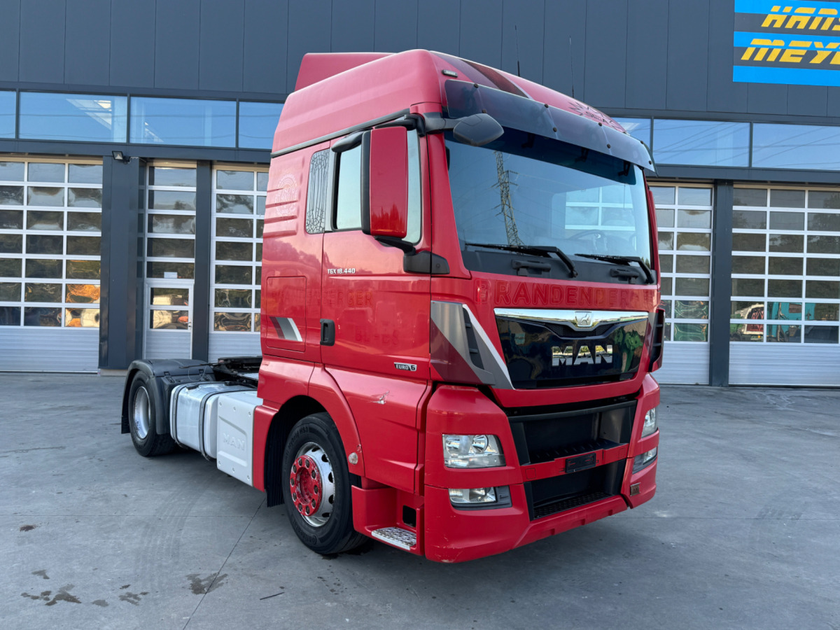 MAN TGX 18.440 C0712 - Tractor unit: picture 3 MAN TGX 18.440 C0712 - Tractor unit: picture 3