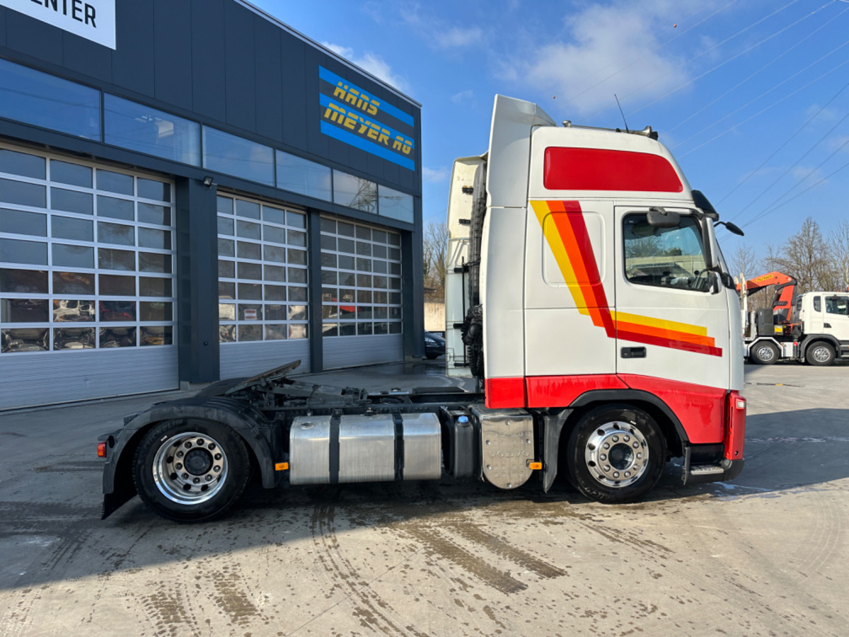VOLVO FH-420 4x2 Lowdeck - Tractor unit: picture 5 VOLVO FH-420 4x2 Lowdeck - Tractor unit: picture 5