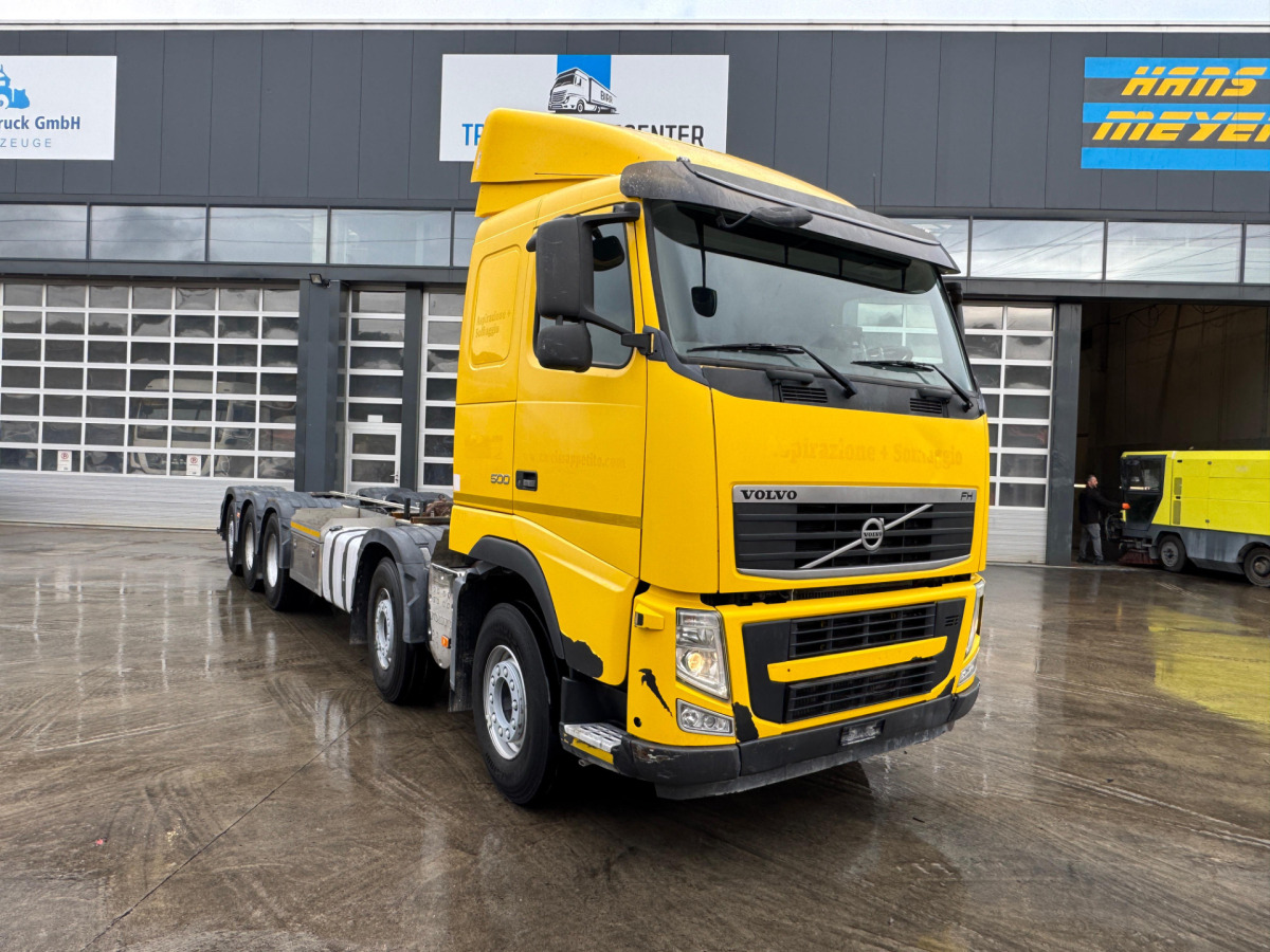 VOLVO FH-500 10x4 - Cab chassis truck: picture 3 VOLVO FH-500 10x4 - Cab chassis truck: picture 3