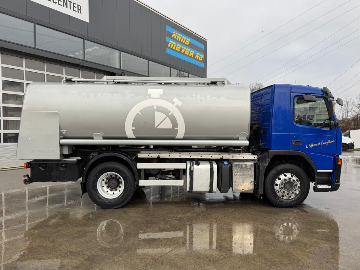 VOLVO FM-440 4x2 Tankwagen 13'500L - Tank truck: picture 4 VOLVO FM-440 4x2 Tankwagen 13'500L - Tank truck: picture 4