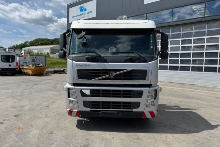 Volvo FM-400 4x2 Bonfiglioli 15000-4 - Crane truck: picture 3 Volvo FM-400 4x2 Bonfiglioli 15000-4 - Crane truck: picture 3