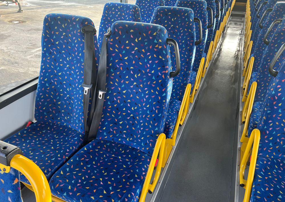 Irisbus Recreo / KLIMA/ TACHO ANALOG/ 60 miejsc /Cena:45000 netto - Suburban bus: picture 5 Irisbus Recreo / KLIMA/ TACHO ANALOG/ 60 miejsc /Cena:45000 netto - Suburban bus: picture 5
