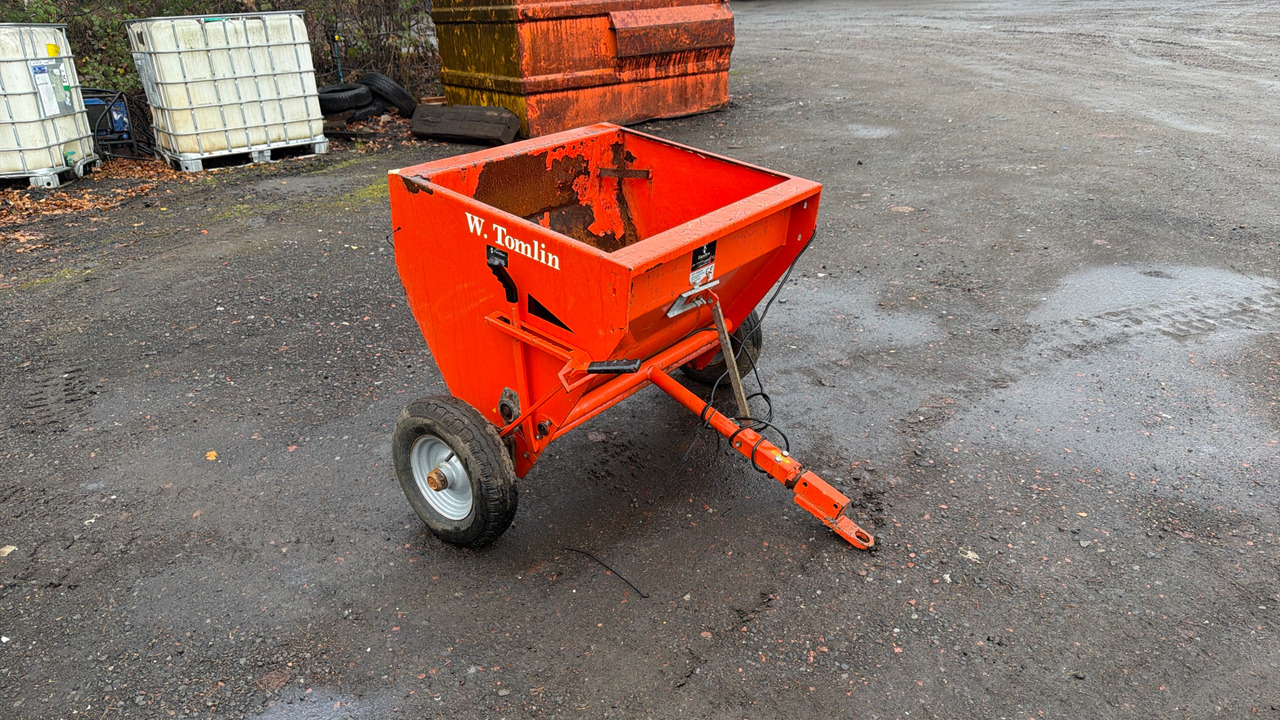 D W TOMLIN T80 - Sand/ Salt spreader: picture 2 D W TOMLIN T80 - Sand/ Salt spreader: picture 2