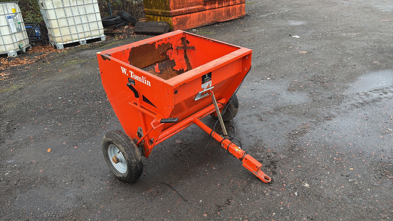 D W TOMLIN T80 - Sand/ Salt spreader: picture 1 D W TOMLIN T80 - Sand/ Salt spreader: picture 1