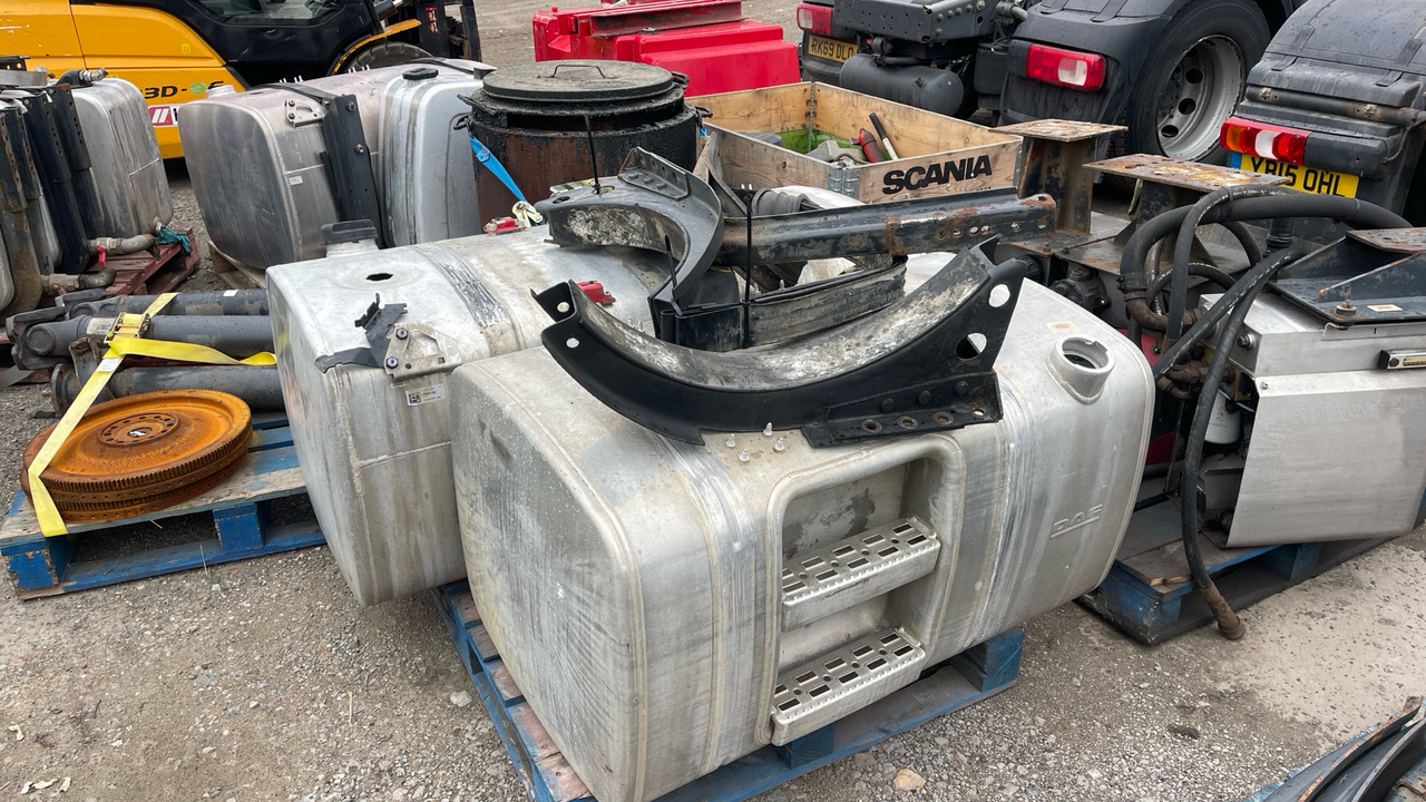 DAF ALLOY TANKS - Construction equipment: picture 1 DAF ALLOY TANKS - Construction equipment: picture 1