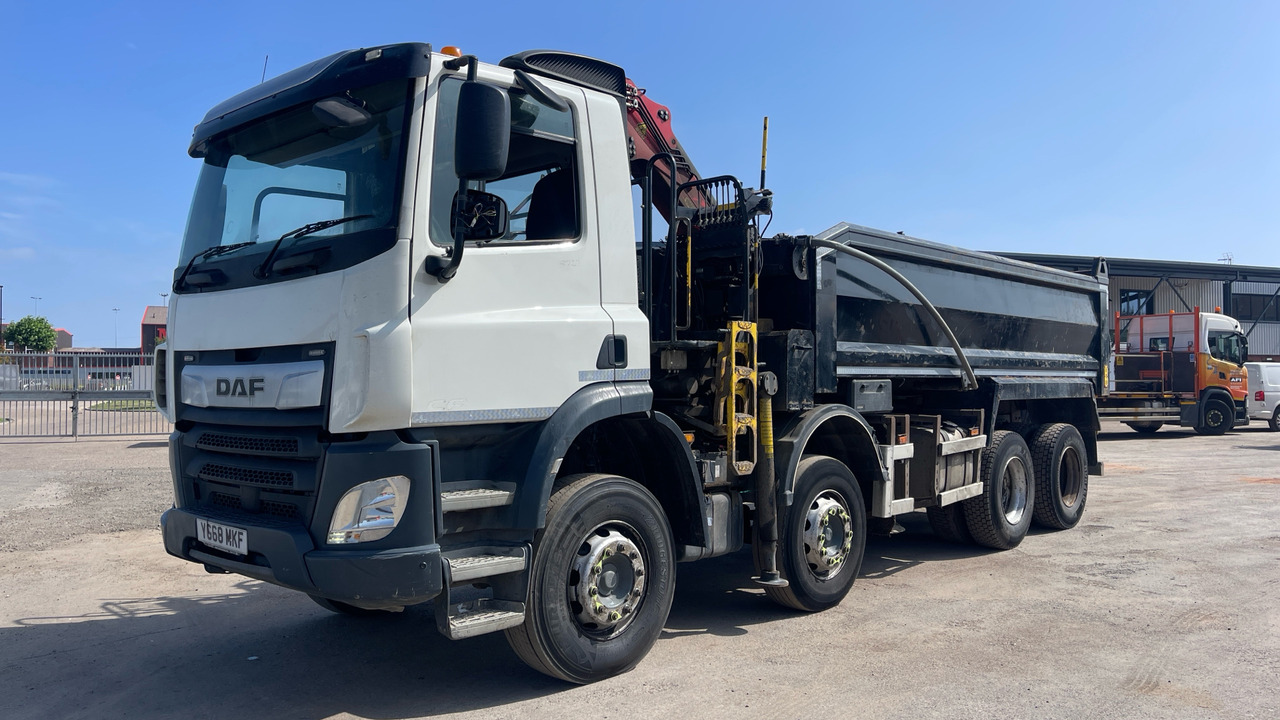 DAF CF 410 - Tipper, Crane truck: picture 2 DAF CF 410 - Tipper, Crane truck: picture 2