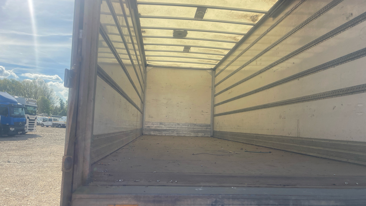 Box truck DAF CF 65.220: picture 14