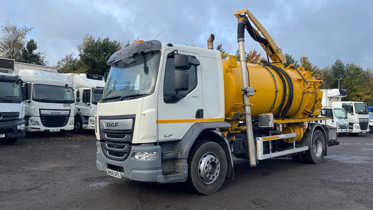 DAF LF 260 - Vacuum truck: picture 2 DAF LF 260 - Vacuum truck: picture 2