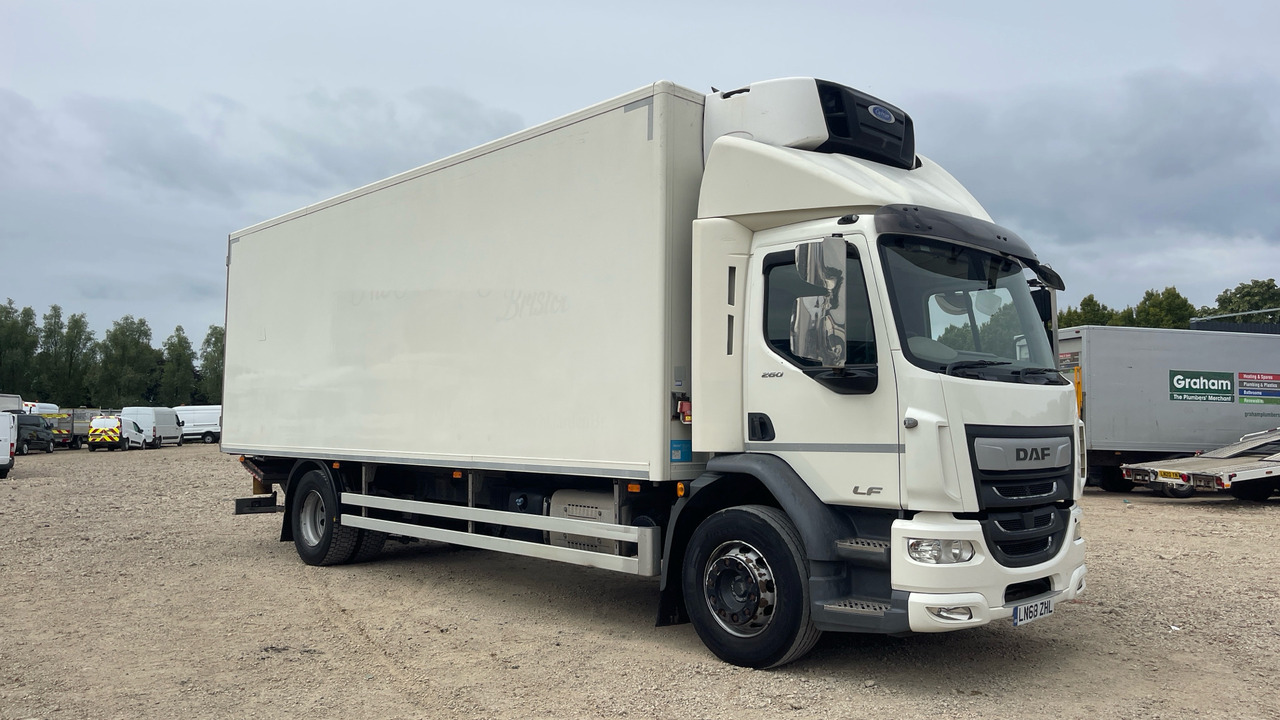 DAF LF 260 - Refrigerator truck: picture 1 DAF LF 260 - Refrigerator truck: picture 1
