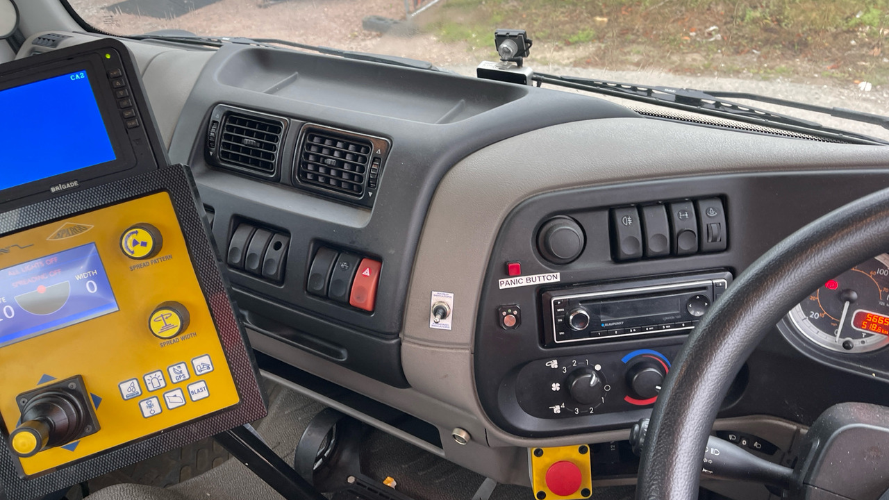 Snow removal vehicle DAF LF 55.220: picture 7