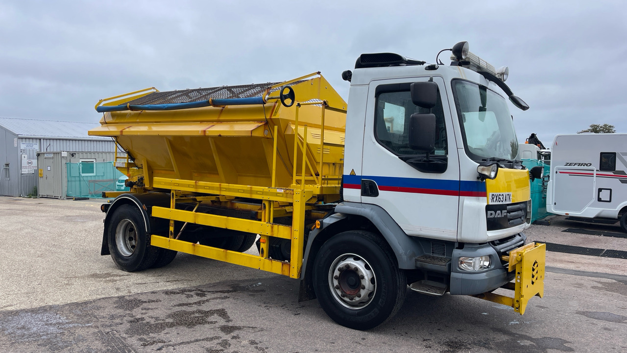 DAF LF 55.220 - Snow removal vehicle: picture 1 DAF LF 55.220 - Snow removal vehicle: picture 1