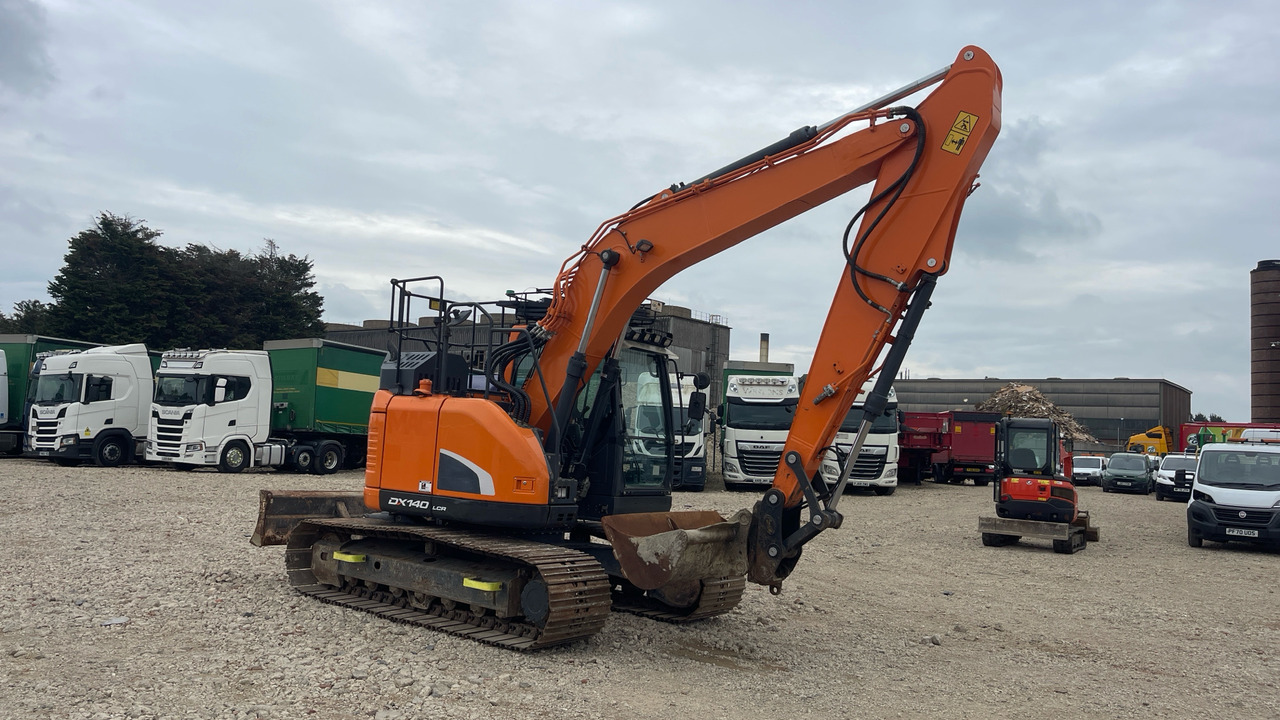 DOOSAN DX140LCR-5 - Crawler excavator: picture 1 DOOSAN DX140LCR-5 - Crawler excavator: picture 1