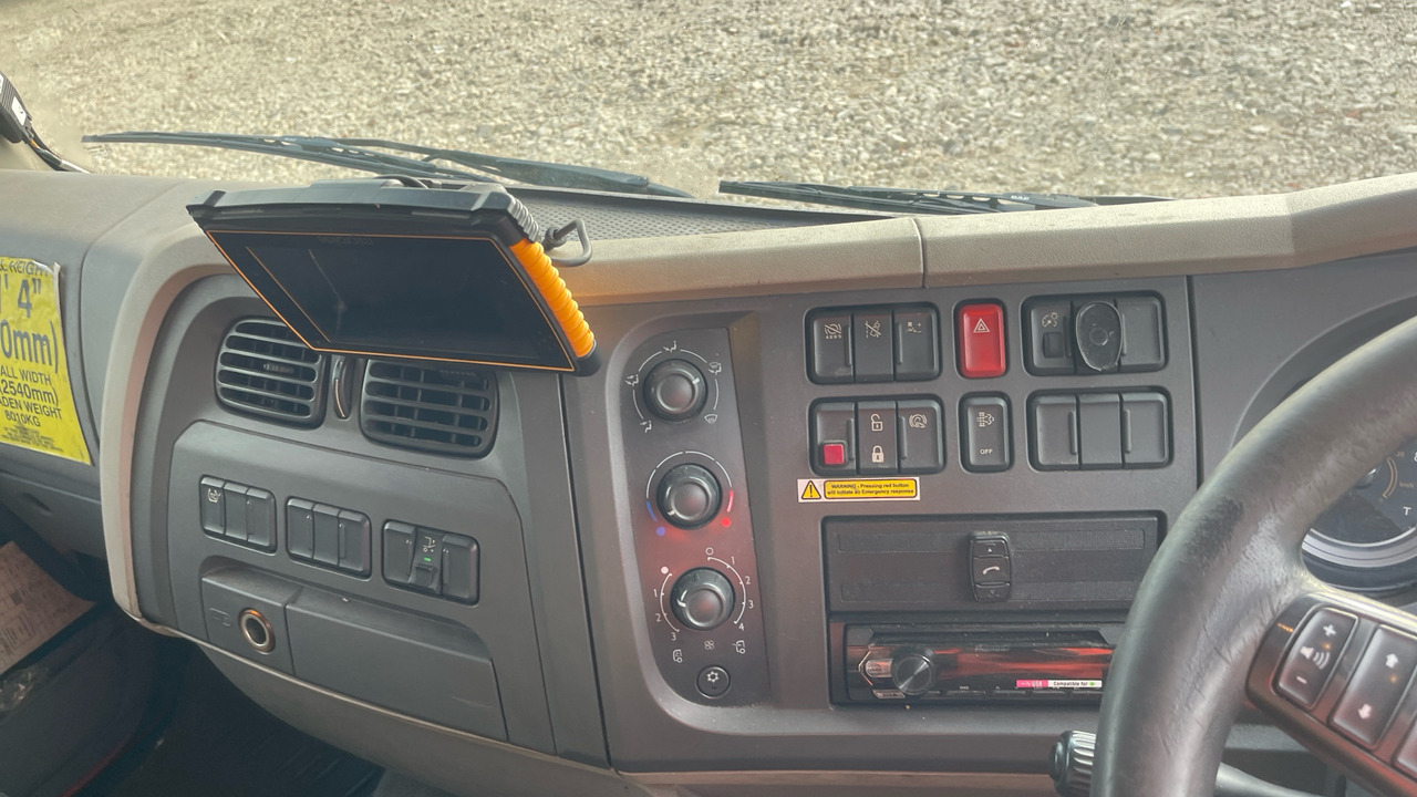 Box truck Daf LF 220: picture 7