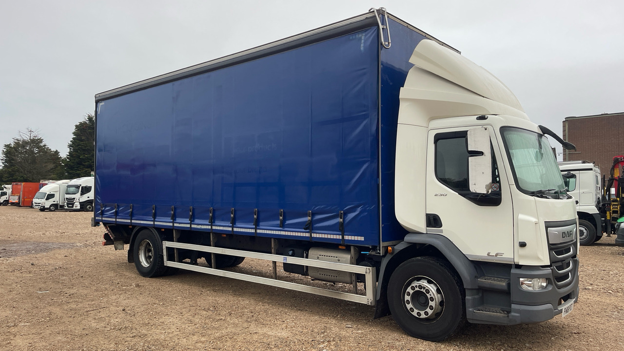 Daf LF 230 - Curtainsider truck: picture 1 Daf LF 230 - Curtainsider truck: picture 1