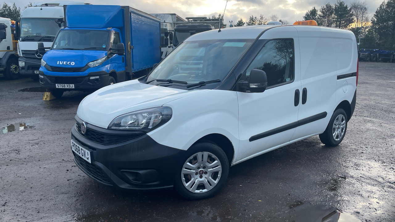 FIAT DOBLO 1.3 16V - Small van: picture 2 FIAT DOBLO 1.3 16V - Small van: picture 2