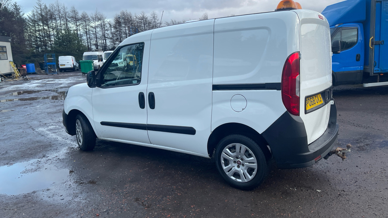 FIAT DOBLO 1.3 16V - Small van: picture 3 FIAT DOBLO 1.3 16V - Small van: picture 3