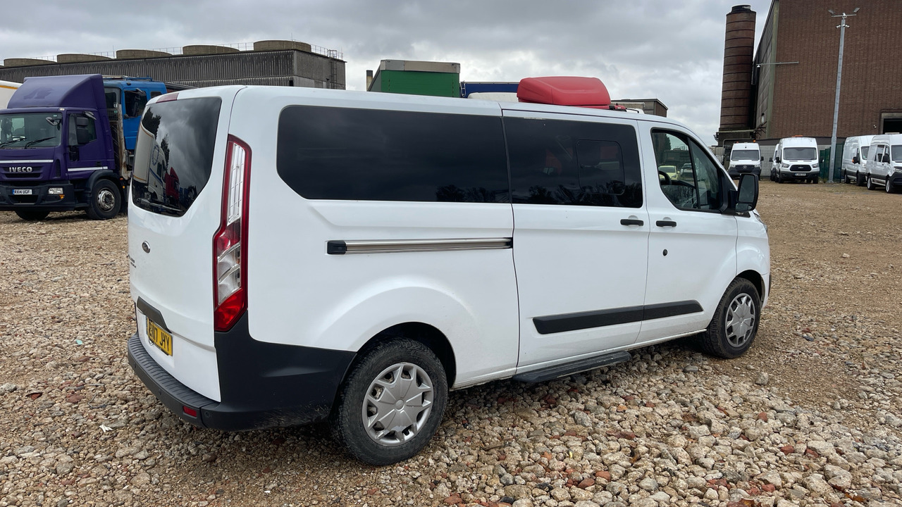 FORD TOURNEO CUSTOM 310 2.0 TDCI 130PS - Minibus, Passenger van: picture 4 FORD TOURNEO CUSTOM 310 2.0 TDCI 130PS - Minibus, Passenger van: picture 4