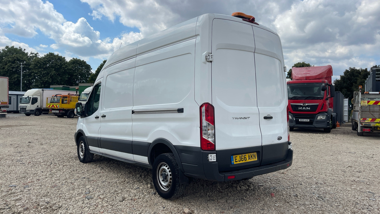 FORD TRANSIT 350 2.0 TDCI 105PS - Panel van: picture 3 FORD TRANSIT 350 2.0 TDCI 105PS - Panel van: picture 3