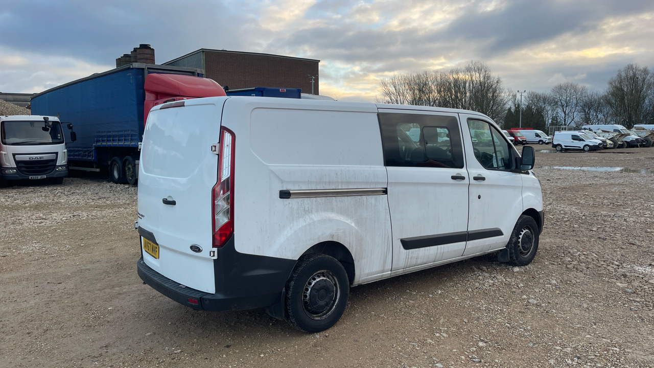 FORD TRANSIT CUSTOM 290 2.0 TDCI 105PS - Combi van: picture 4 FORD TRANSIT CUSTOM 290 2.0 TDCI 105PS - Combi van: picture 4