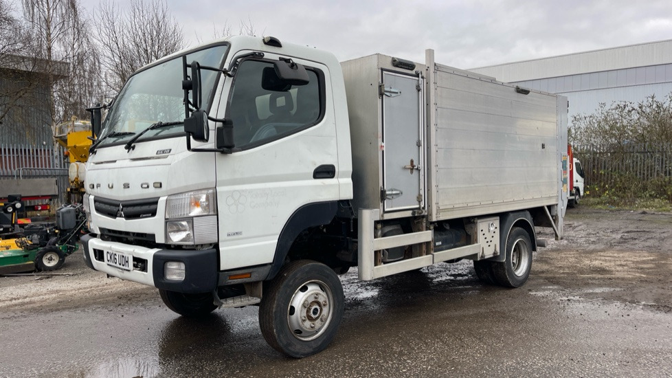 FUSO CANTER 6C18 - Tipper: picture 3 FUSO CANTER 6C18 - Tipper: picture 3