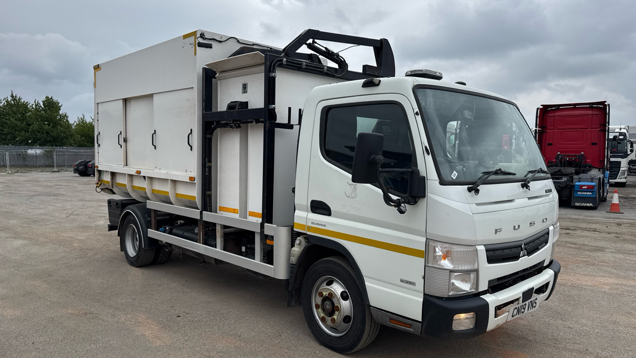 FUSO CANTER 7C15 - Garbage truck: picture 1 FUSO CANTER 7C15 - Garbage truck: picture 1
