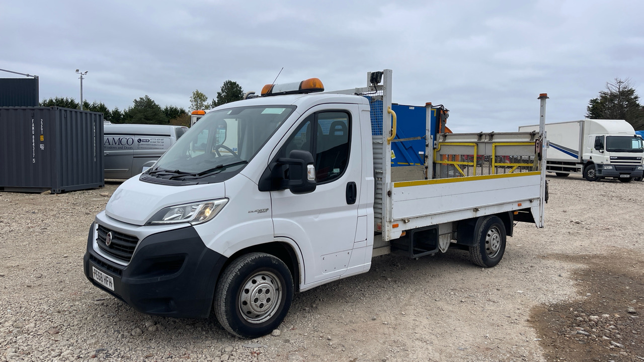 Fiat Ducato 35 2.3 MULTIJET 130PS - Flatbed van: picture 2 Fiat Ducato 35 2.3 MULTIJET 130PS - Flatbed van: picture 2