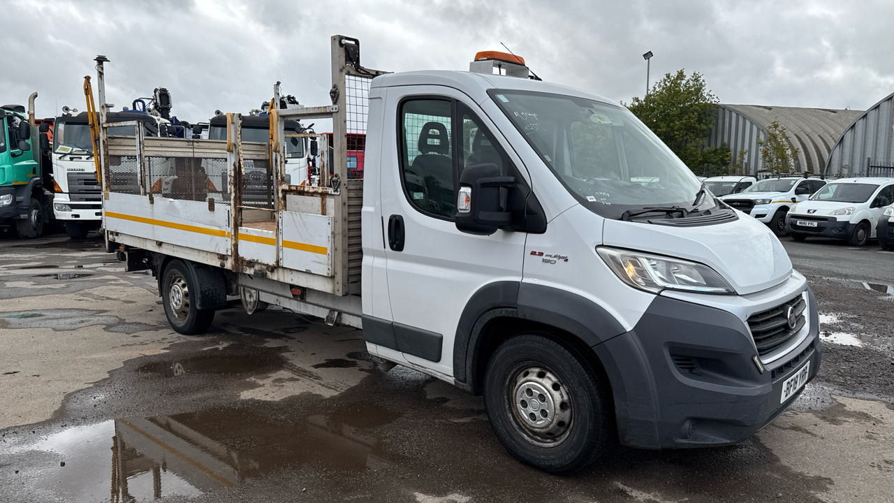 Fiat Ducato 35 2.3 MULTIJET 150PS - Flatbed van: picture 1 Fiat Ducato 35 2.3 MULTIJET 150PS - Flatbed van: picture 1