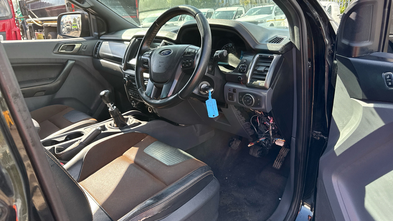 Ford Ranger WILDTRAK 3.2 TDCI 200PS - Pickup truck, Combi van: picture 5 Ford Ranger WILDTRAK 3.2 TDCI 200PS - Pickup truck, Combi van: picture 5