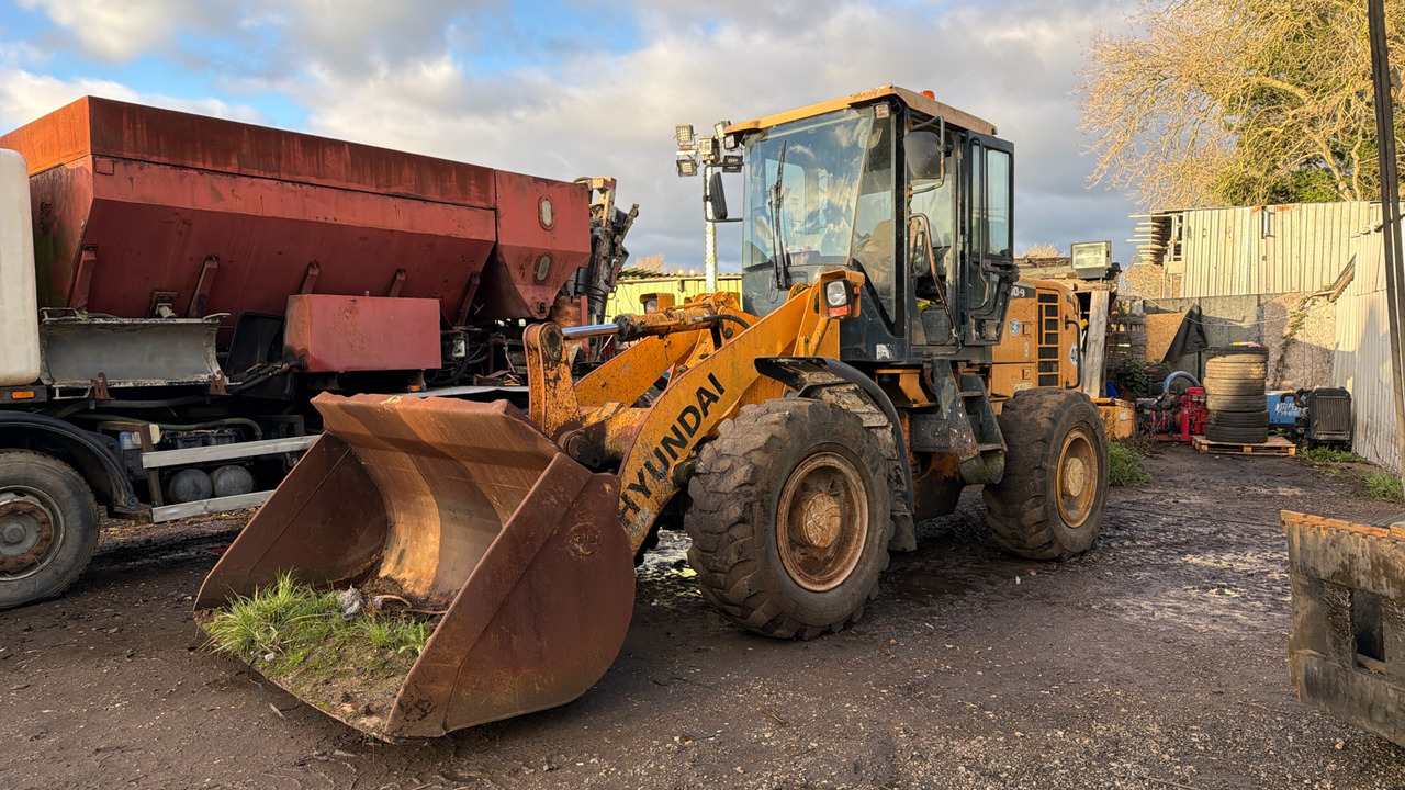 HYUNDAI HL73O-9 - Wheel loader: picture 1 HYUNDAI HL73O-9 - Wheel loader: picture 1