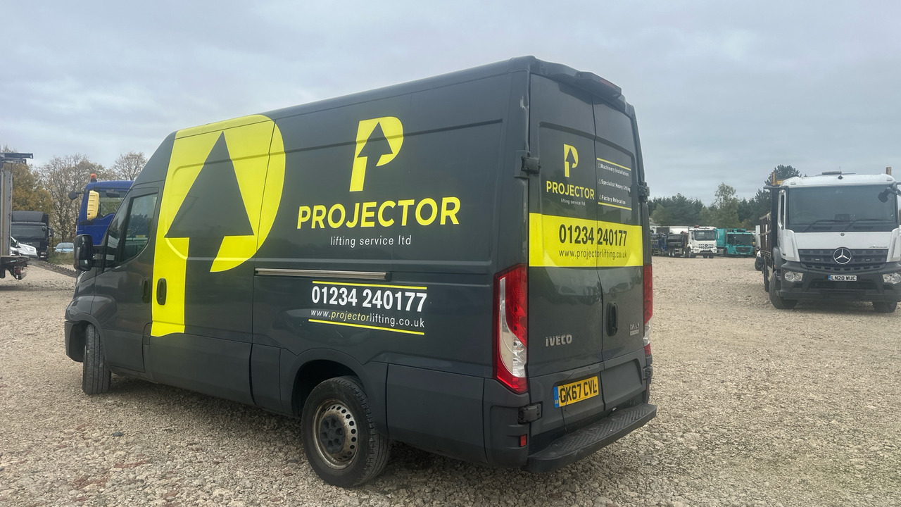IVECO DAILY 35-210 - Panel van: picture 3 IVECO DAILY 35-210 - Panel van: picture 3