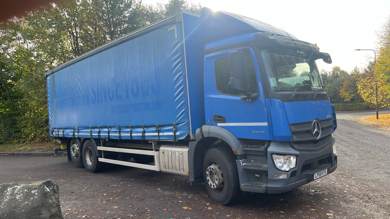 MERCEDES-BENZ ANTOS 2532 - Curtainsider truck: picture 1 MERCEDES-BENZ ANTOS 2532 - Curtainsider truck: picture 1