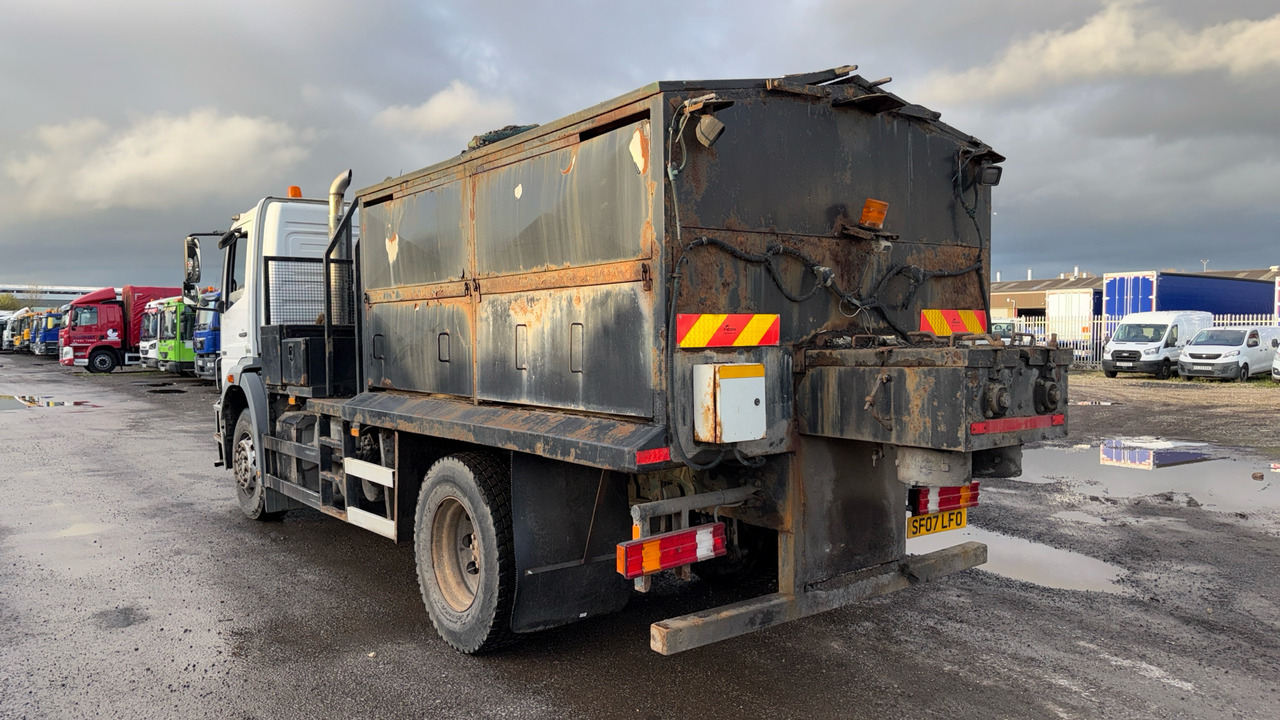 MERCEDES-BENZ AXOR 1824 - Asphalt machine: picture 3 MERCEDES-BENZ AXOR 1824 - Asphalt machine: picture 3