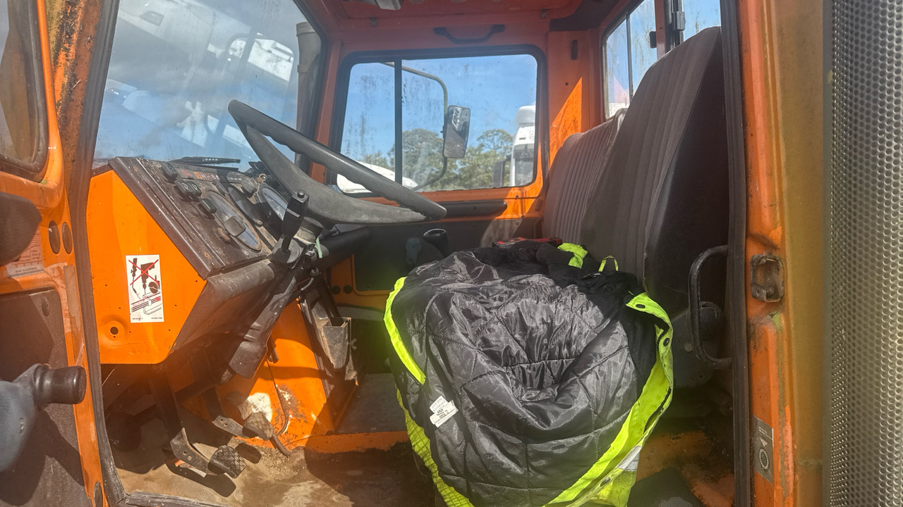 MERCEDES-BENZ UNIMOG 6 CYLINDER - Tipper, Agricultural machinery: picture 5 MERCEDES-BENZ UNIMOG 6 CYLINDER - Tipper, Agricultural machinery: picture 5