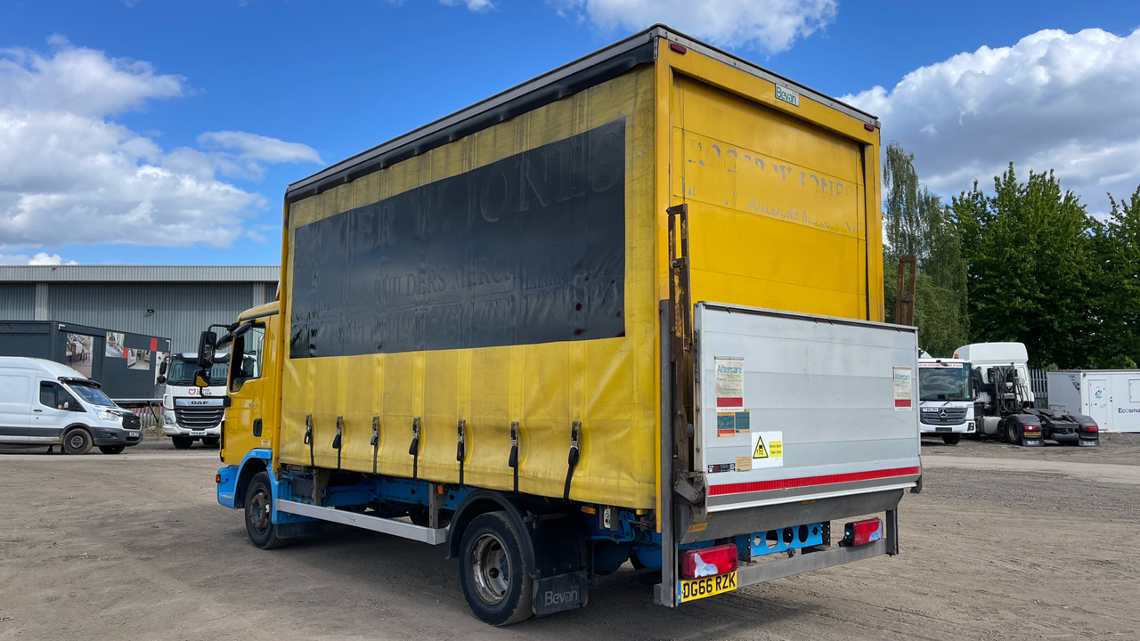 Man TGL 8.150 - Curtainsider truck: picture 3 Man TGL 8.150 - Curtainsider truck: picture 3