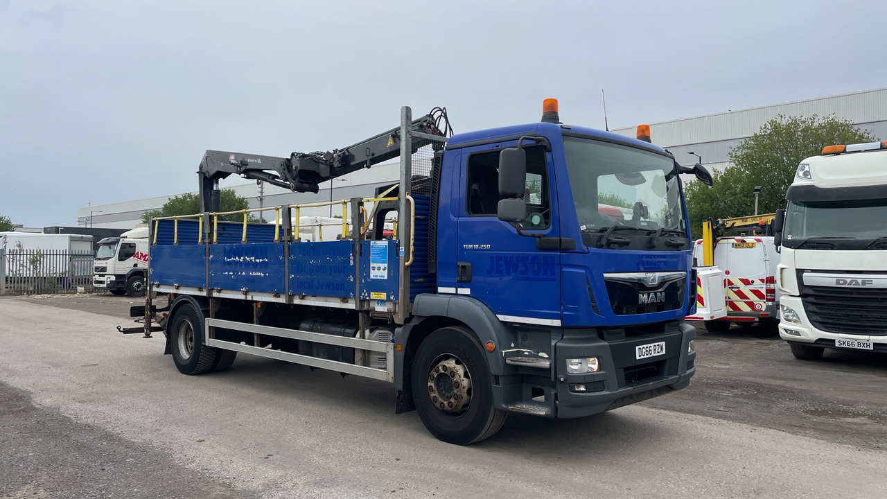 Man TGM 18.250 - Dropside/ Flatbed truck, Crane truck: picture 1 Man TGM 18.250 - Dropside/ Flatbed truck, Crane truck: picture 1