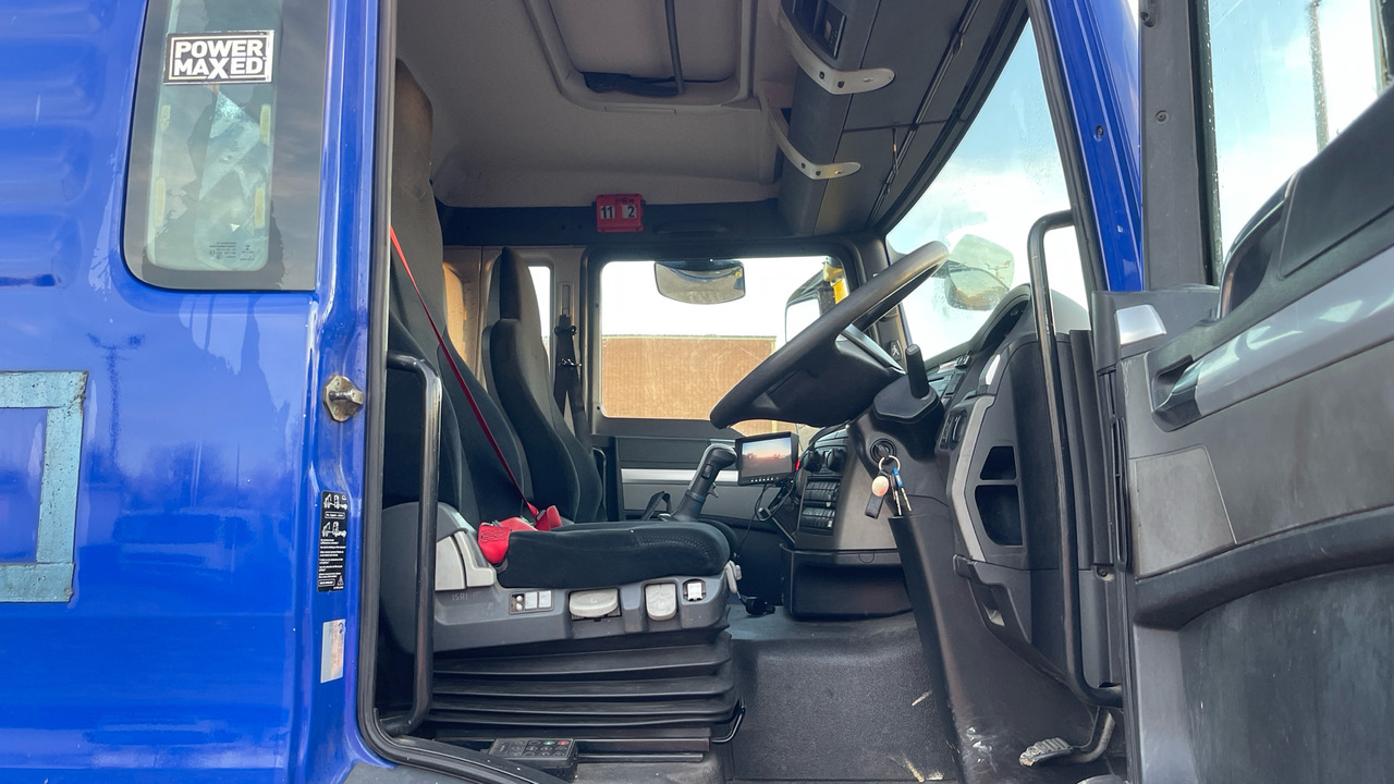 Man TGS 26.360 - Dropside/ Flatbed truck, Crane truck: picture 5 Man TGS 26.360 - Dropside/ Flatbed truck, Crane truck: picture 5