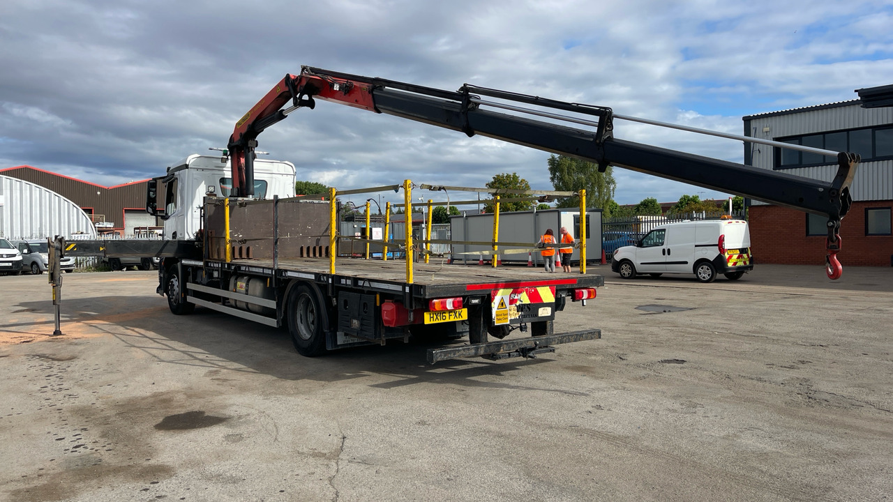 Mercedes-Benz Antos 1824 - Dropside/ Flatbed truck, Crane truck: picture 3 Mercedes-Benz Antos 1824 - Dropside/ Flatbed truck, Crane truck: picture 3