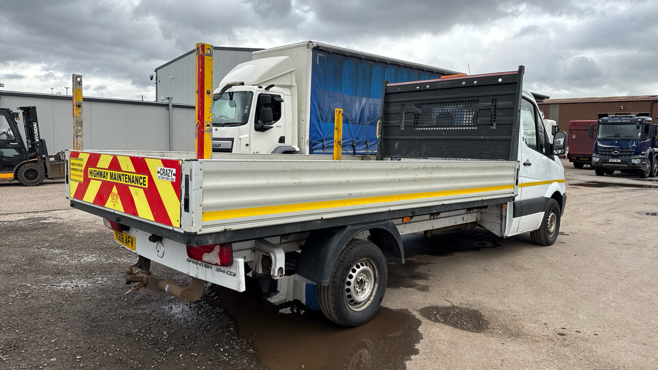 Mercedes-Benz Sprinter 314 CDI - Flatbed van: picture 4 Mercedes-Benz Sprinter 314 CDI - Flatbed van: picture 4