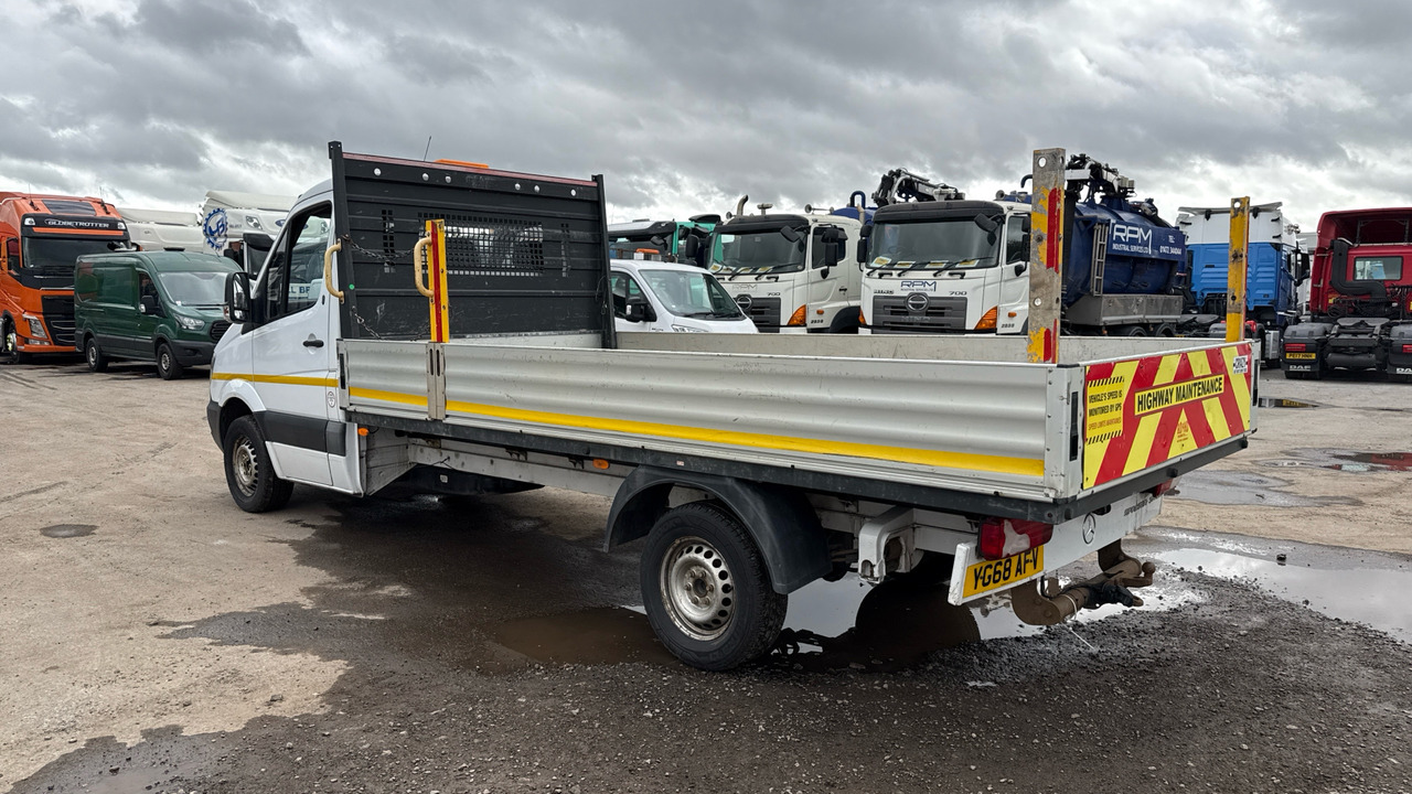 Mercedes-Benz Sprinter 314 CDI - Flatbed van: picture 3 Mercedes-Benz Sprinter 314 CDI - Flatbed van: picture 3