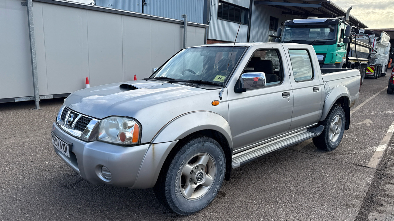 NISSAN D22 2.5 DI - Pickup truck, Combi van: picture 2 NISSAN D22 2.5 DI - Pickup truck, Combi van: picture 2
