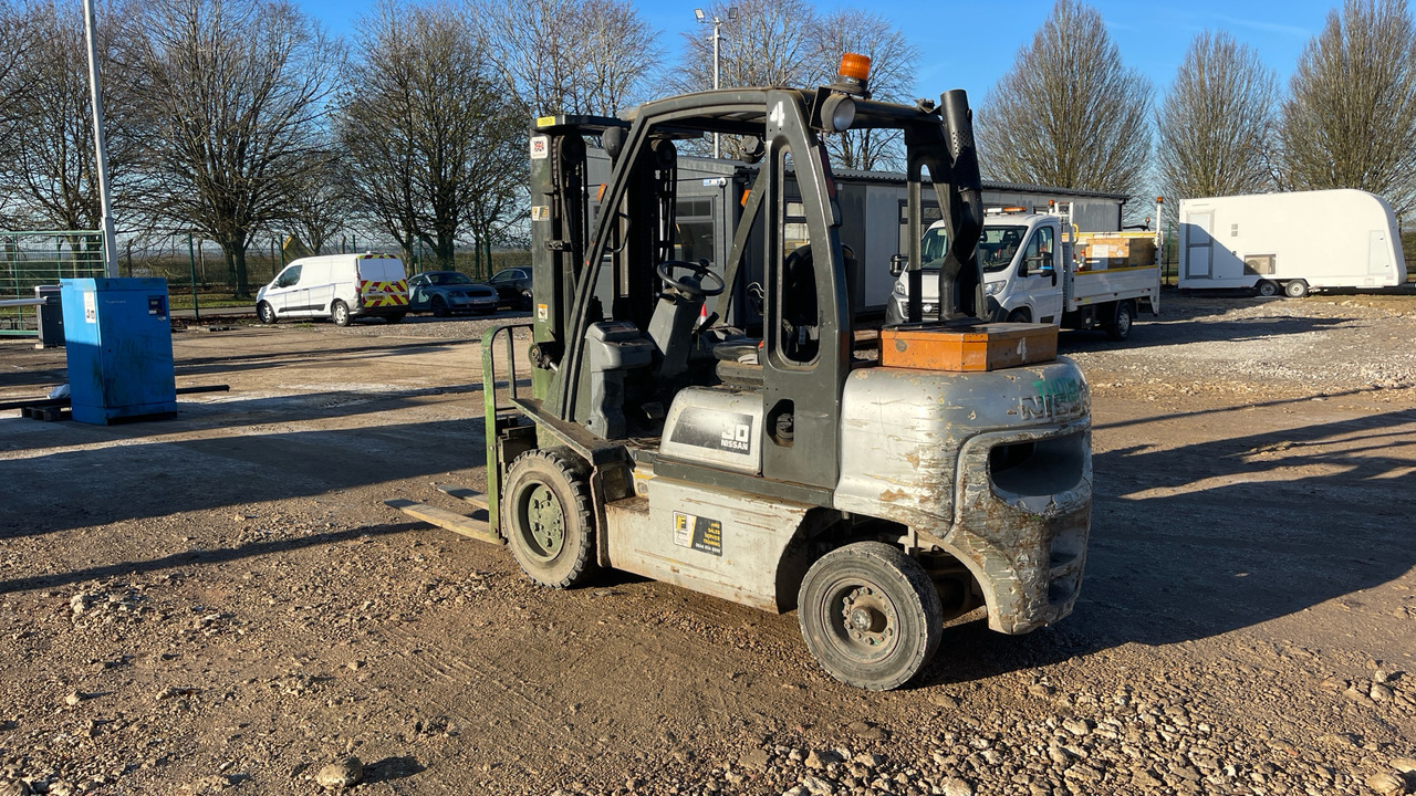 NISSAN YG1D2A300 - Diesel forklift: picture 4 NISSAN YG1D2A300 - Diesel forklift: picture 4