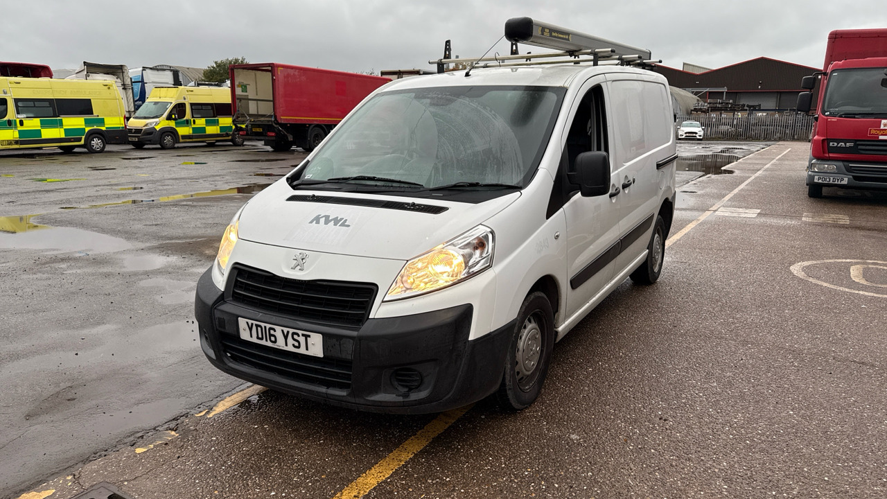 PEUGEOT EXPERT 1000 1.6 HDi 90PS - Small van: picture 2 PEUGEOT EXPERT 1000 1.6 HDi 90PS - Small van: picture 2