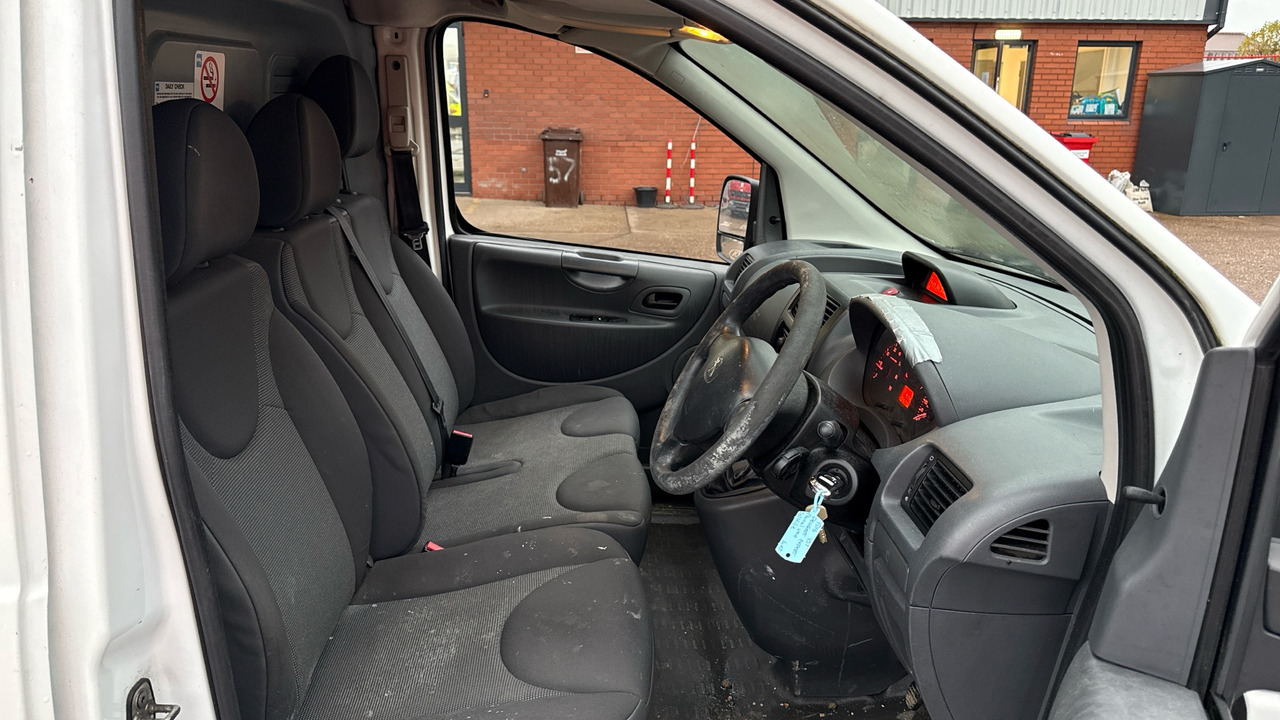 PEUGEOT EXPERT 1000 1.6 HDi 90PS - Small van: picture 5 PEUGEOT EXPERT 1000 1.6 HDi 90PS - Small van: picture 5