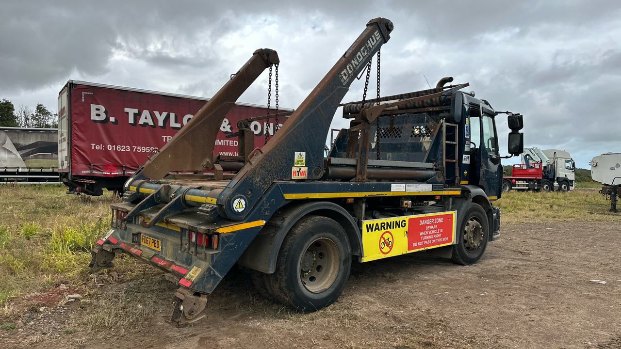 RENAULT D 18 - Skip loader truck: picture 4 RENAULT D 18 - Skip loader truck: picture 4