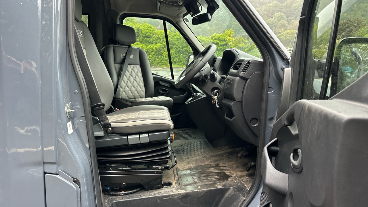 RENAULT MASTER 35 ENERGY 2.3 DCI 150PS - Horse truck: picture 5 RENAULT MASTER 35 ENERGY 2.3 DCI 150PS - Horse truck: picture 5