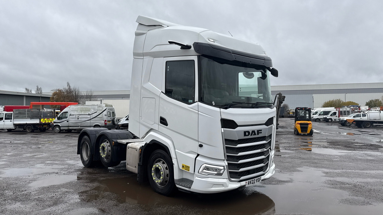DAF XF 530 - Tractor unit: picture 1 DAF XF 530 - Tractor unit: picture 1
