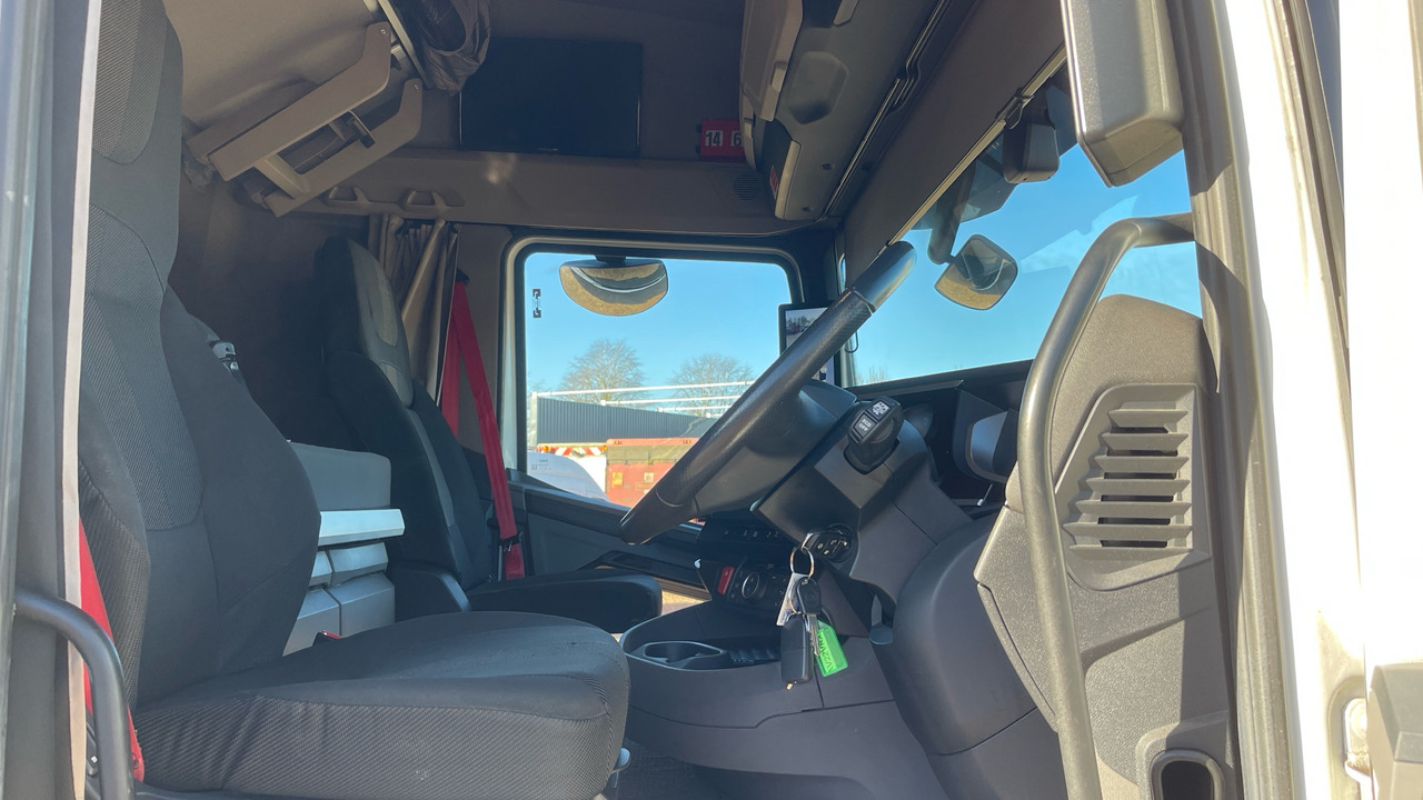 DAF XF 530 - Tractor unit: picture 5 DAF XF 530 - Tractor unit: picture 5